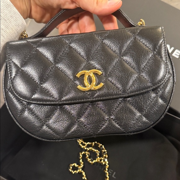 Chanel Black Quilted Crossbody with Gold Accents - Picture 9 of 12
